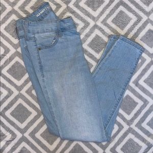 Old Navy Super Skinny Mid-Rise Light wash Jeans